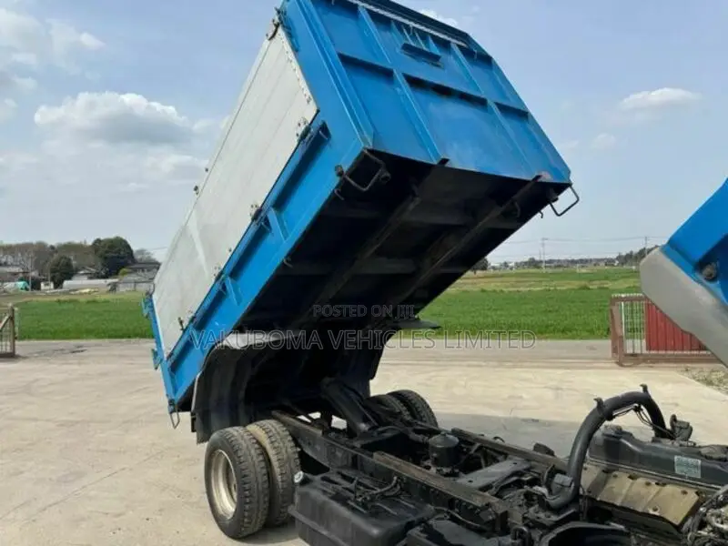 Mitsubishi Canter Truck