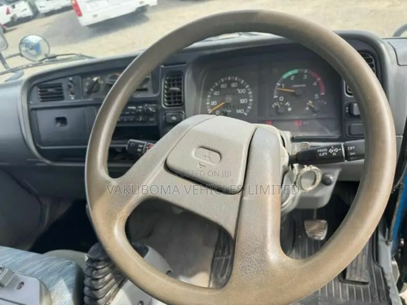 Mitsubishi Canter Truck