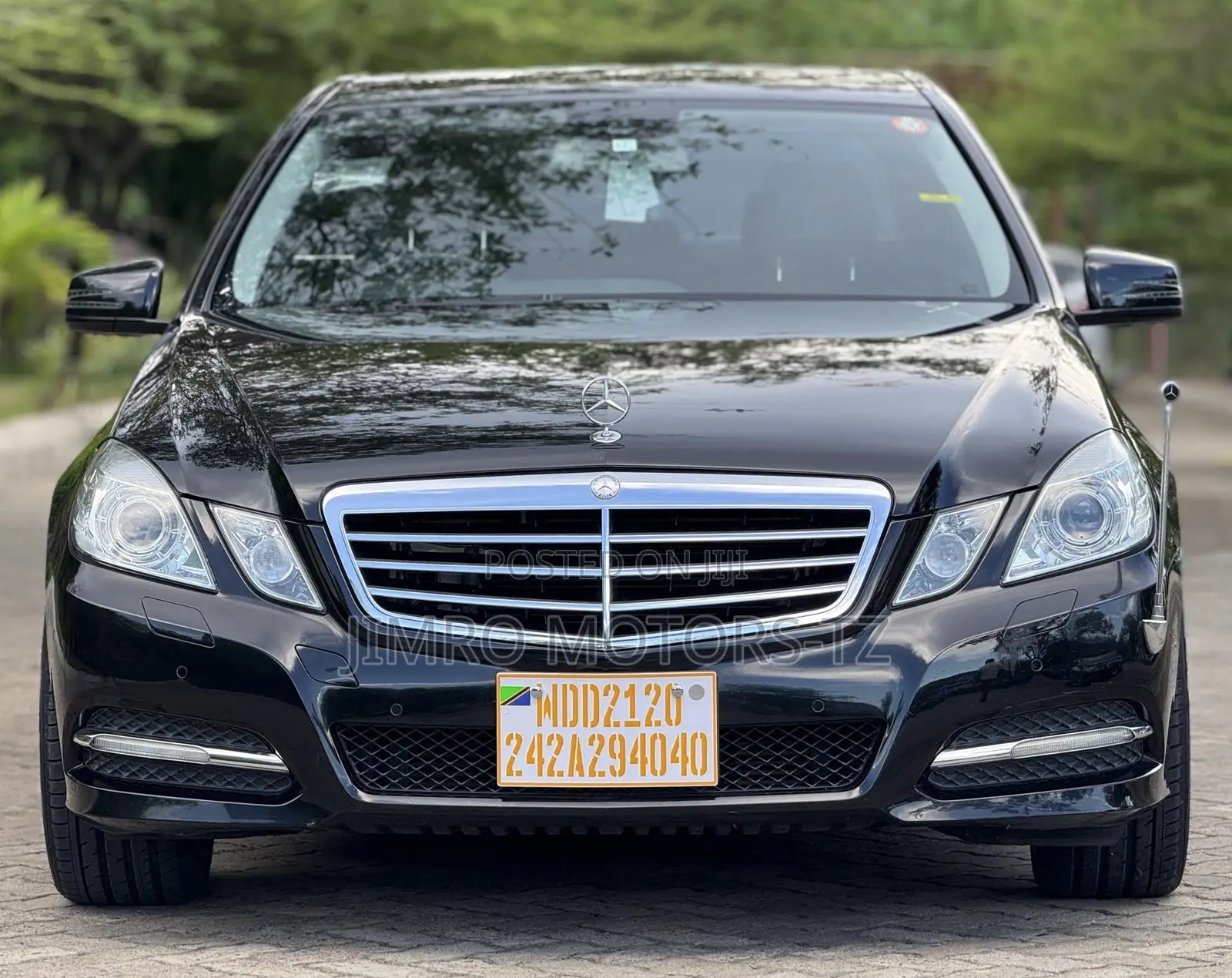 Mercedes-Benz E250 2010 Black