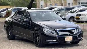 Mercedes-Benz E250 2010 Black