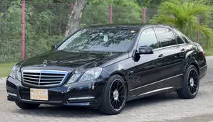 Mercedes-Benz E250 2010 Black