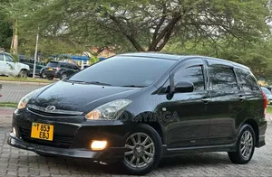Photo - Toyota Wish 2006 Black