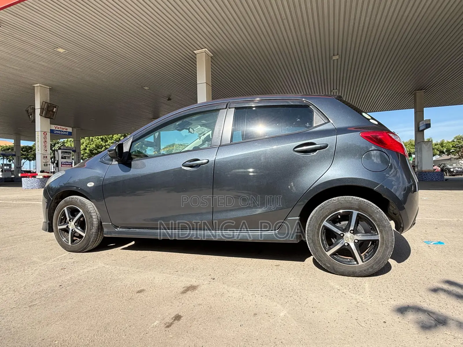 Mazda Demio 2009 Gray