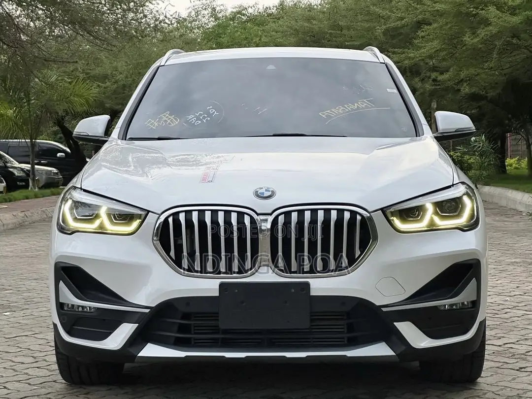 BMW X1 xDrive28i AWD 2020 White