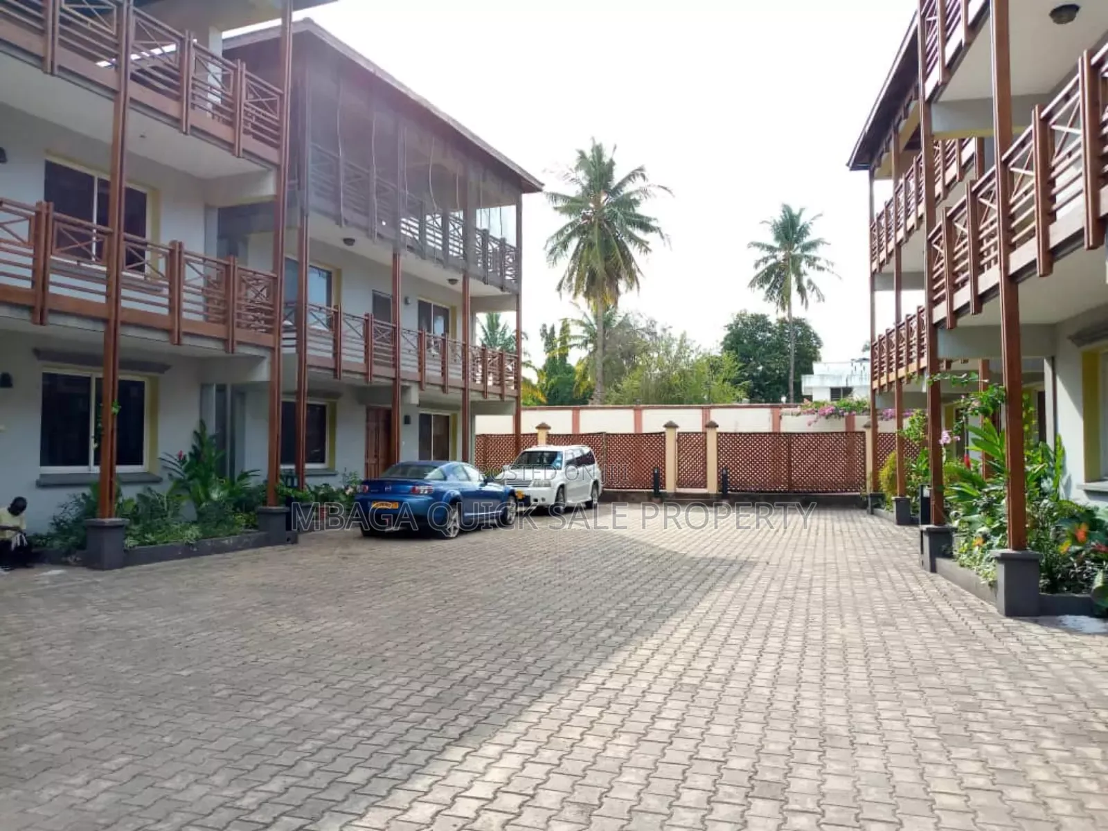Furnished 4bdrm Apartment in Mikocheni for sale