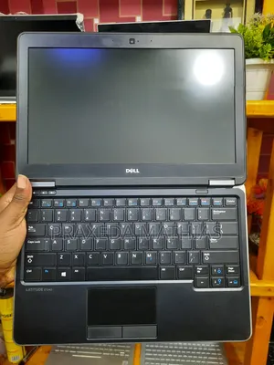 Laptop Dell Latitude E7240 8GB Intel Core I5 SSD 256GB