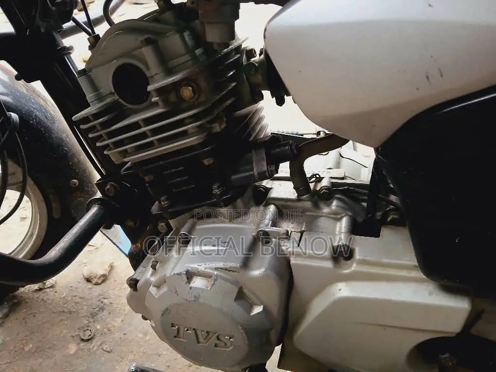 TVS HLX 125 2022 Blue
