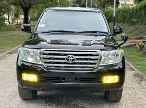 Toyota Land Cruiser 2011 Black