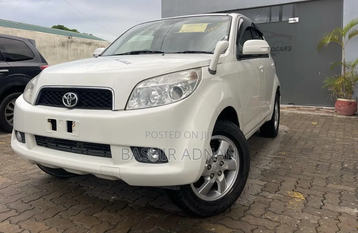 Toyota Rush 1.5 RWD 2009 White