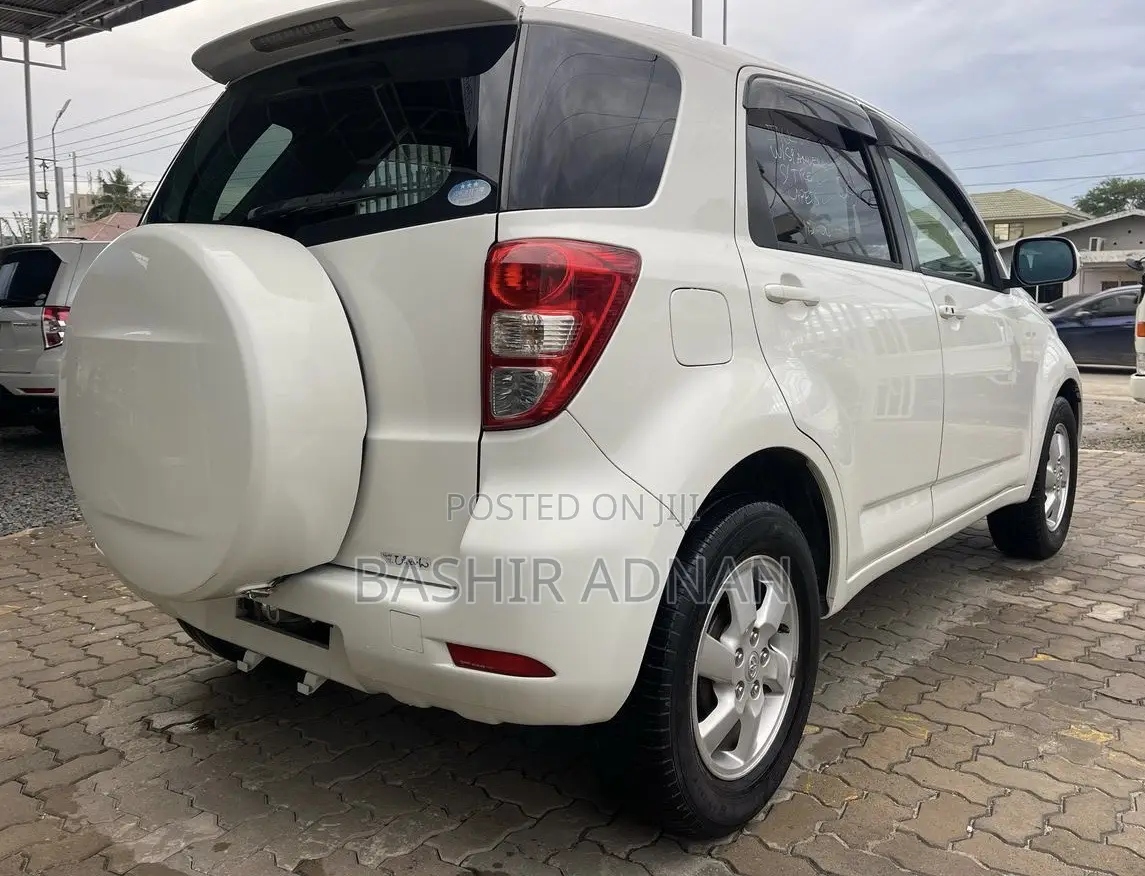 Toyota Rush 1.5 RWD 2009 White