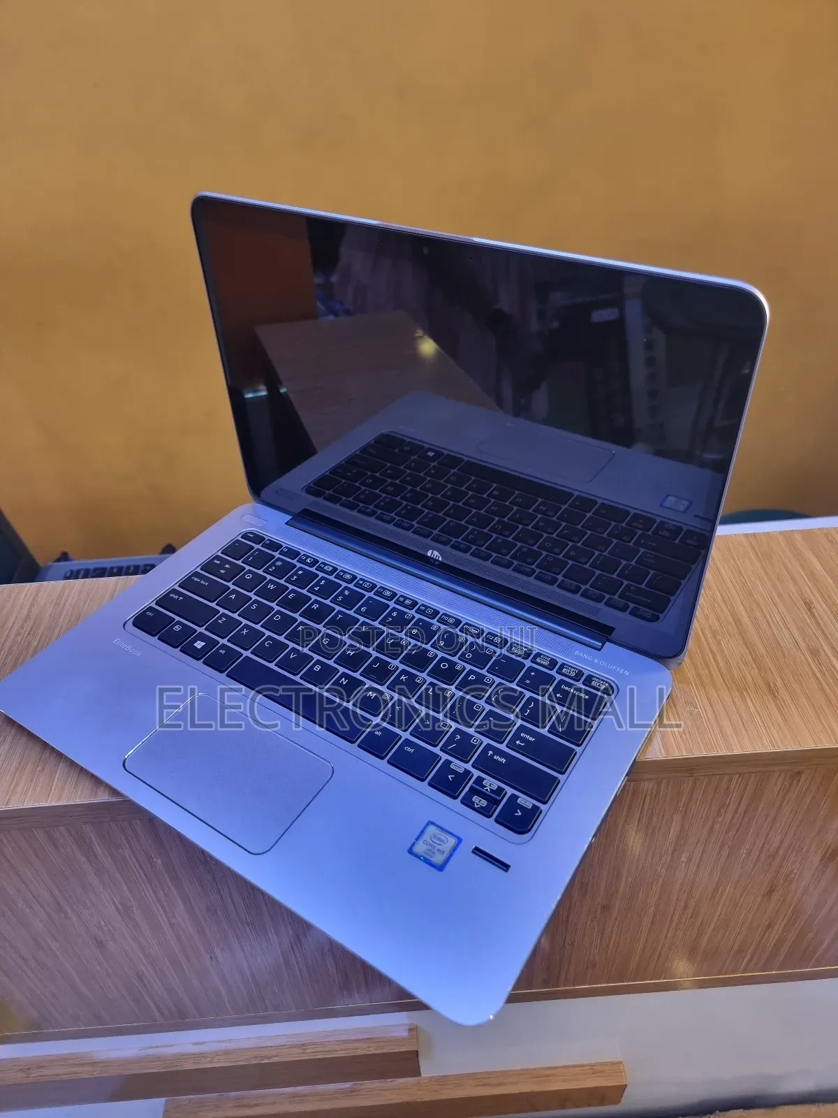 Laptop HP EliteBook 1030 G1 16GB SSD 256GB