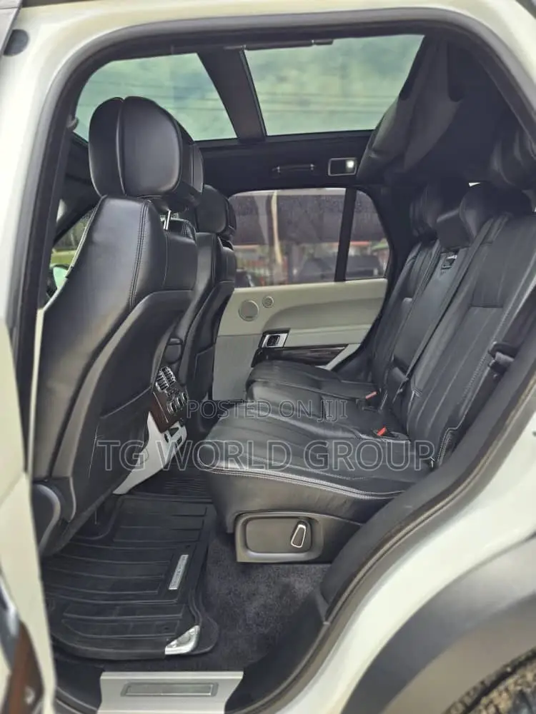 Land Rover Range Rover Vogue 2015 White