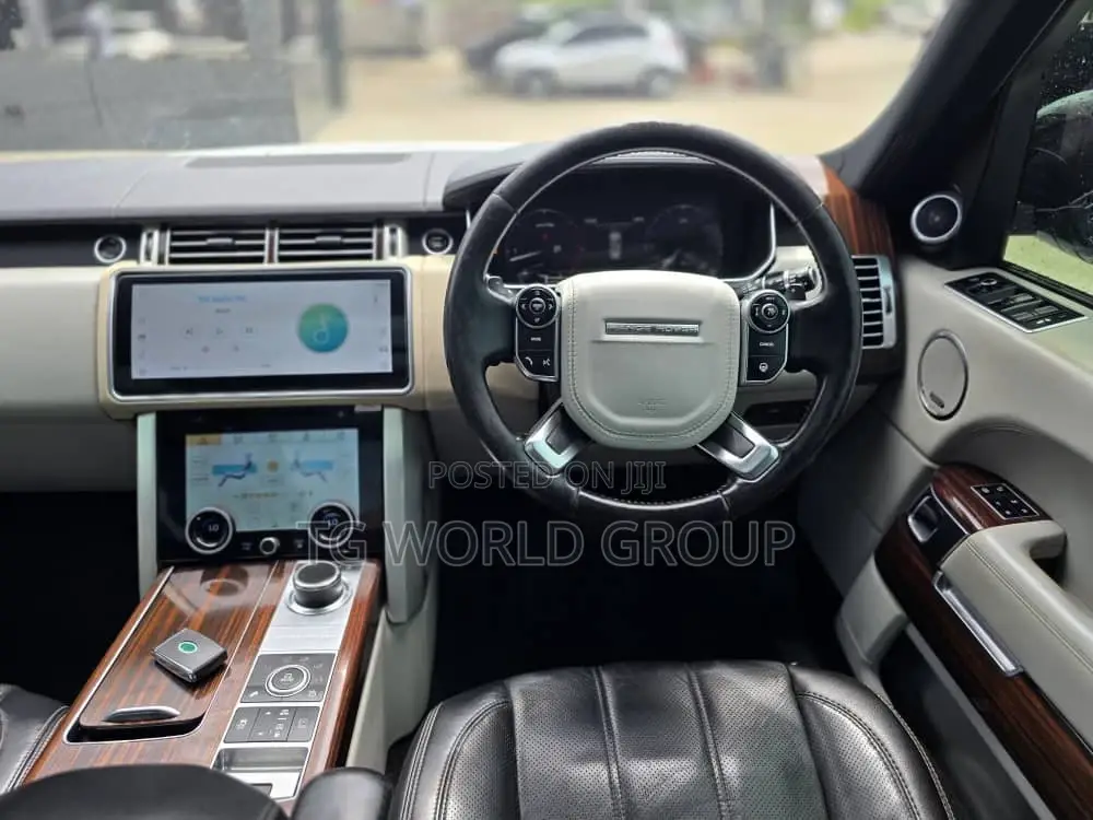 Land Rover Range Rover Vogue 2015 White