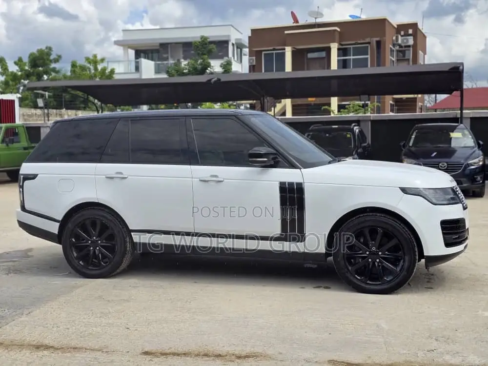 Land Rover Range Rover Vogue 2015 White