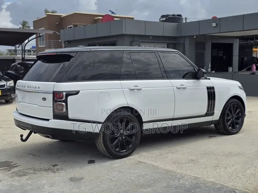 Land Rover Range Rover Vogue 2015 White