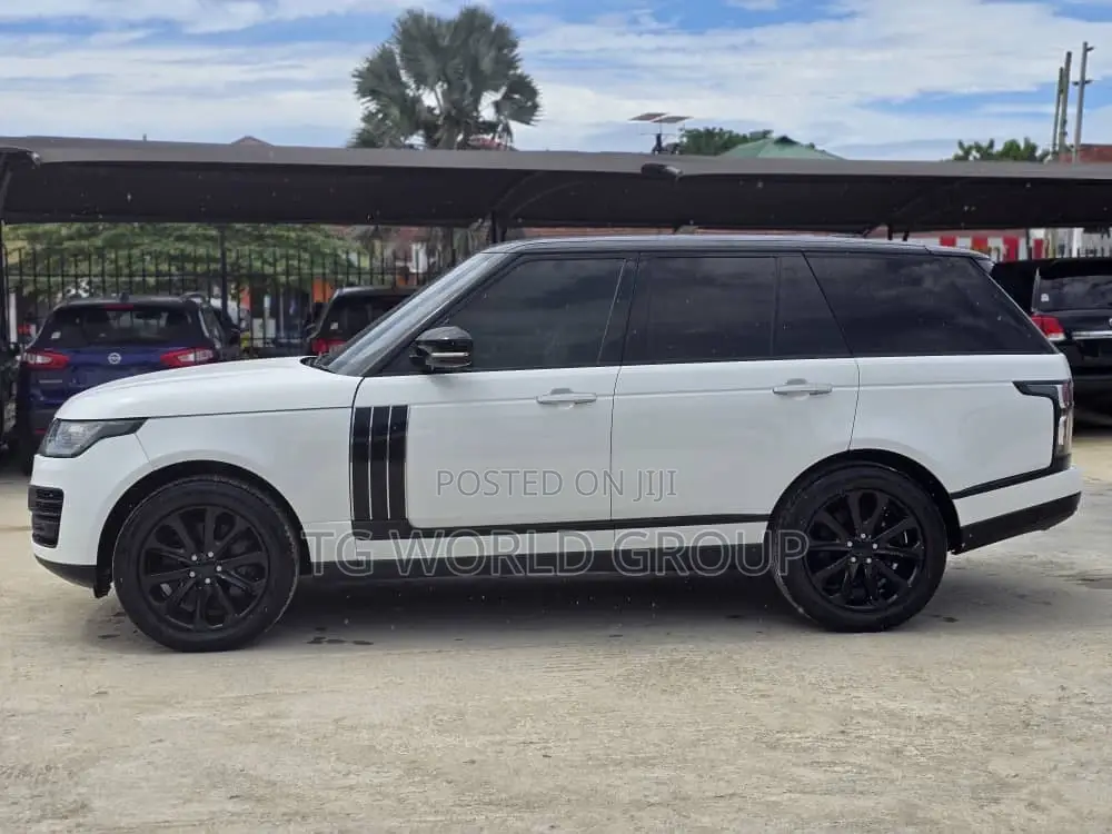 Land Rover Range Rover Vogue 2015 White