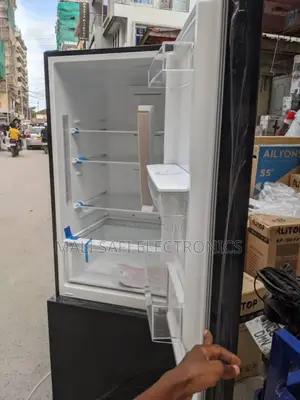 Ailyons Refrigerator in Water Dispenser No Frost Liter 340