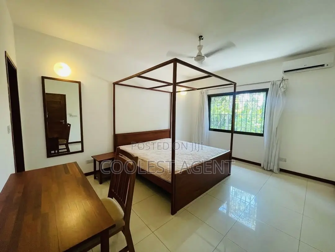 Furnished 4bdrm Villa in Coolest Estate, Oyster Bay for rent