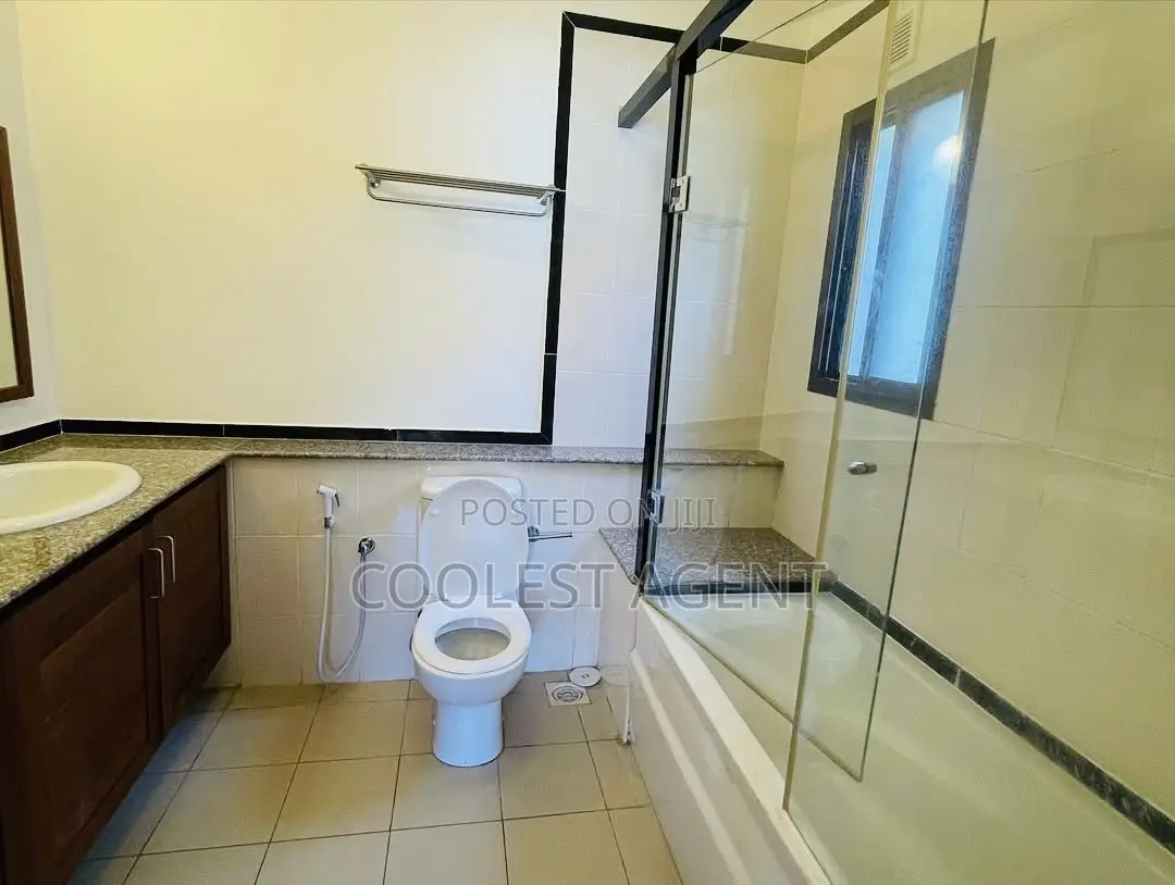 Furnished 4bdrm Villa in Coolest Estate, Oyster Bay for rent