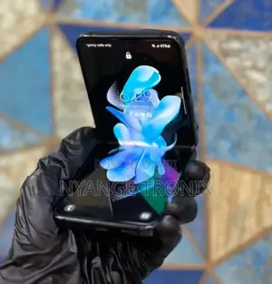 Samsung Galaxy Z Flip4 256 GB Black