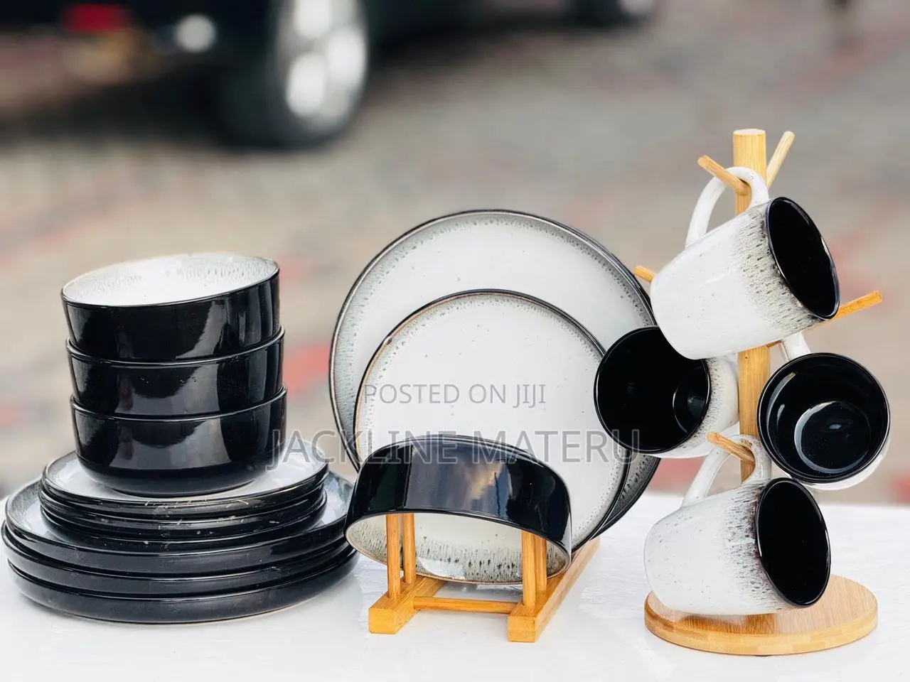 Dinner Set 16pices Black and White