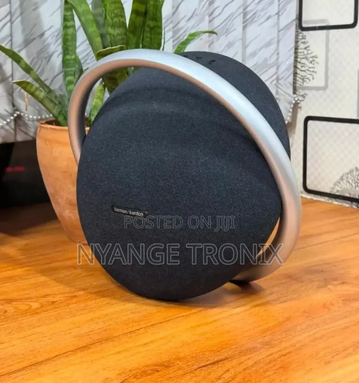 Onyx Studio 8 Brand New