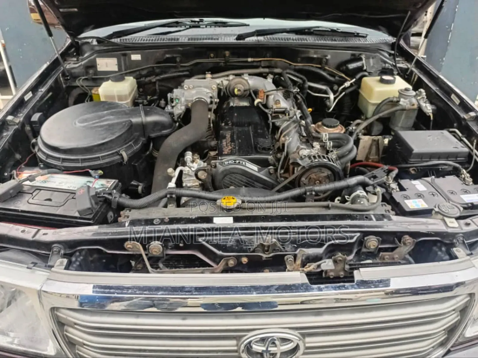Toyota Land Cruiser 2005 Purple