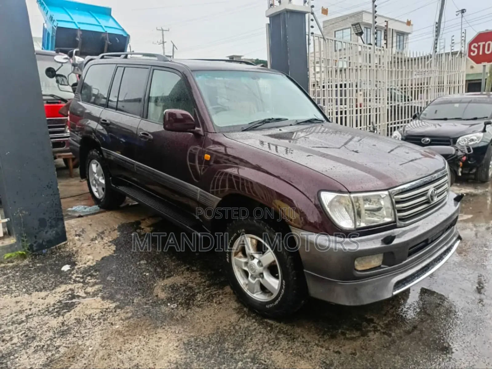 Toyota Land Cruiser 2005 Purple