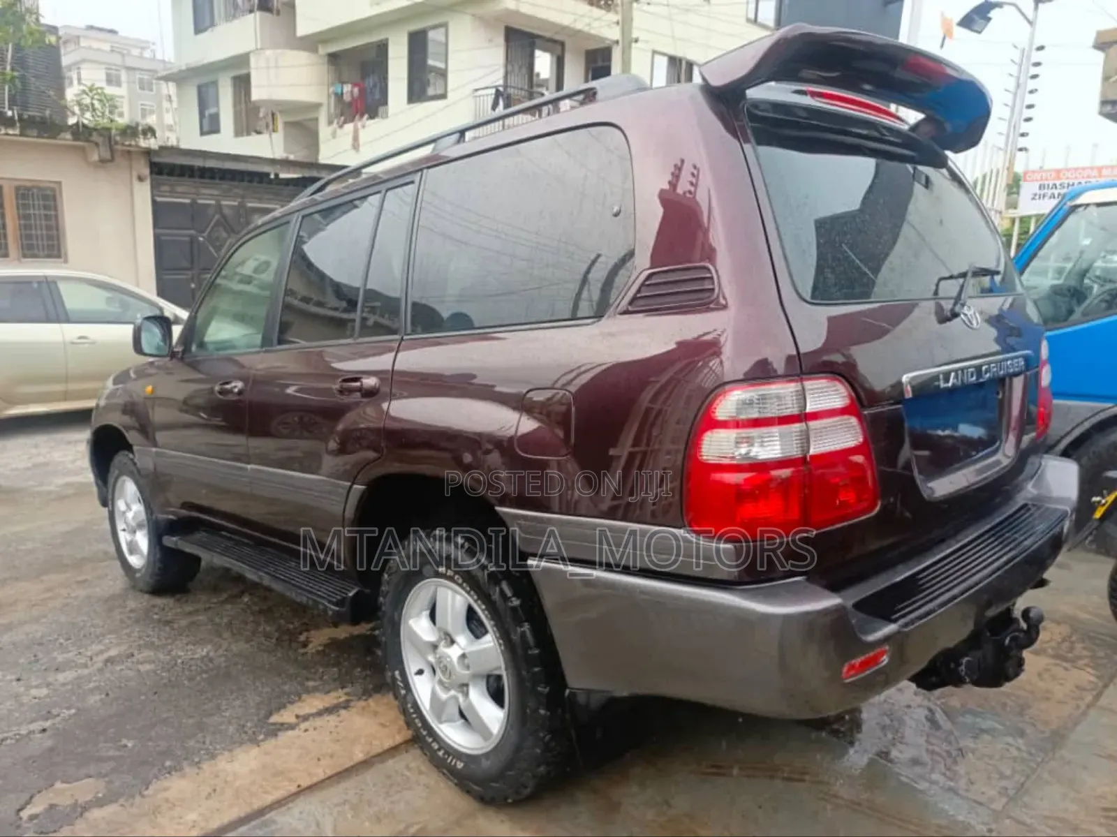 Toyota Land Cruiser 2005 Purple
