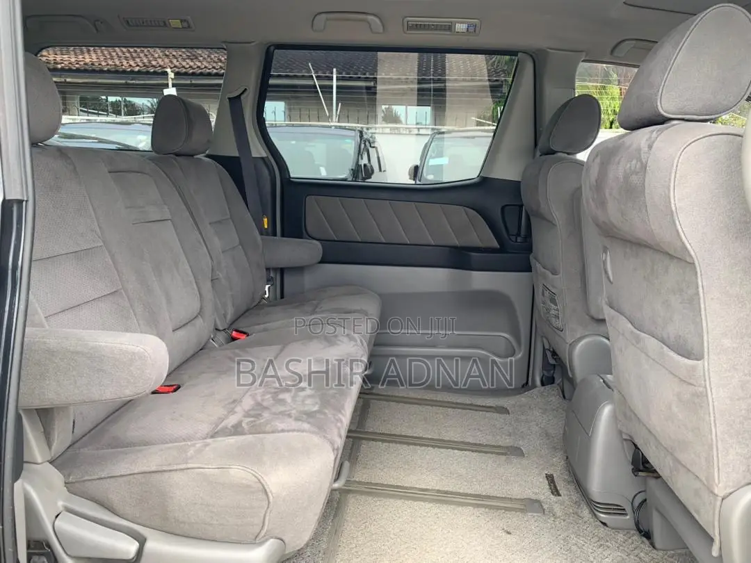 Toyota Alphard 2.4 Petrol FWD 2006 Black