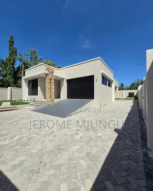 3bdrm House in Goba for sale