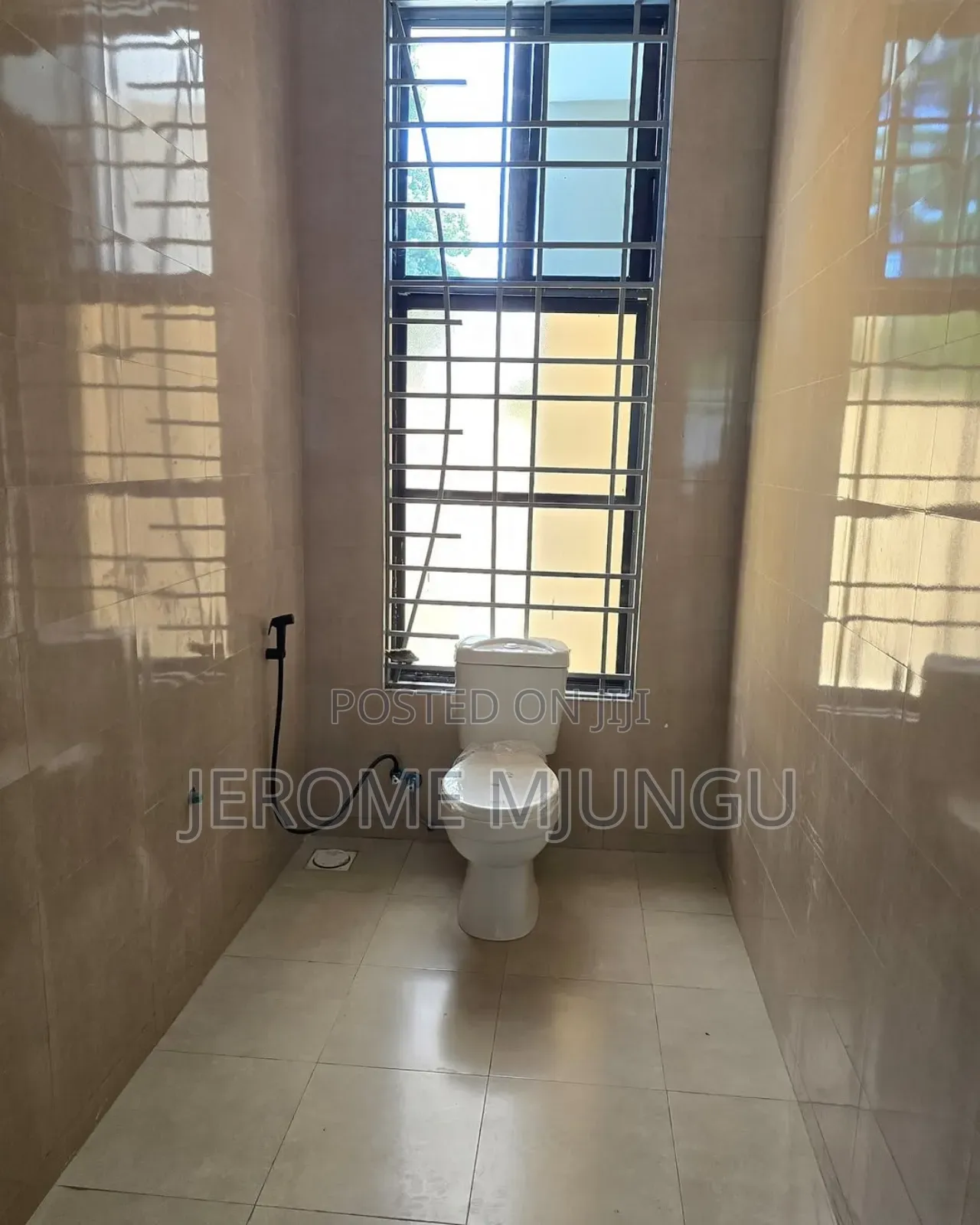 3bdrm House in Goba for sale