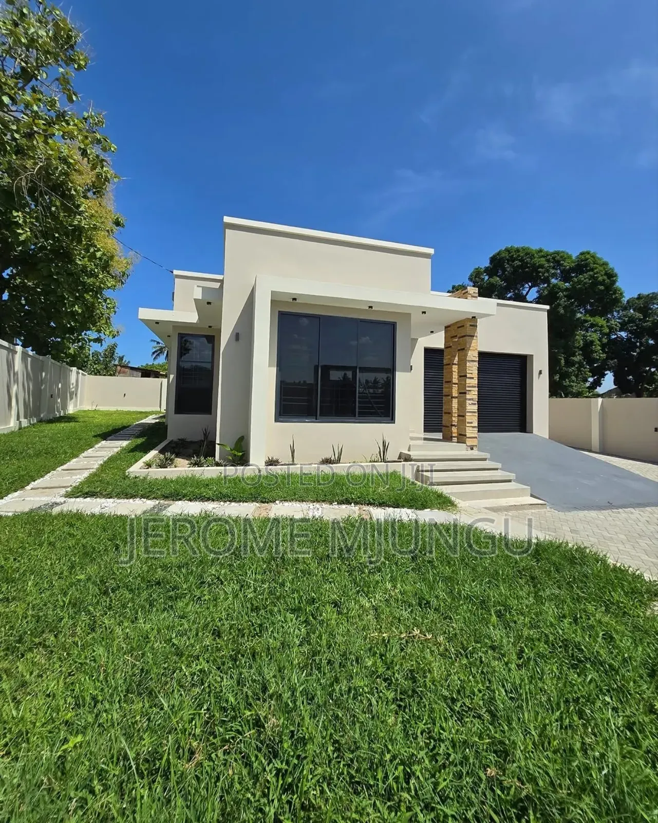 3bdrm House in Goba for sale