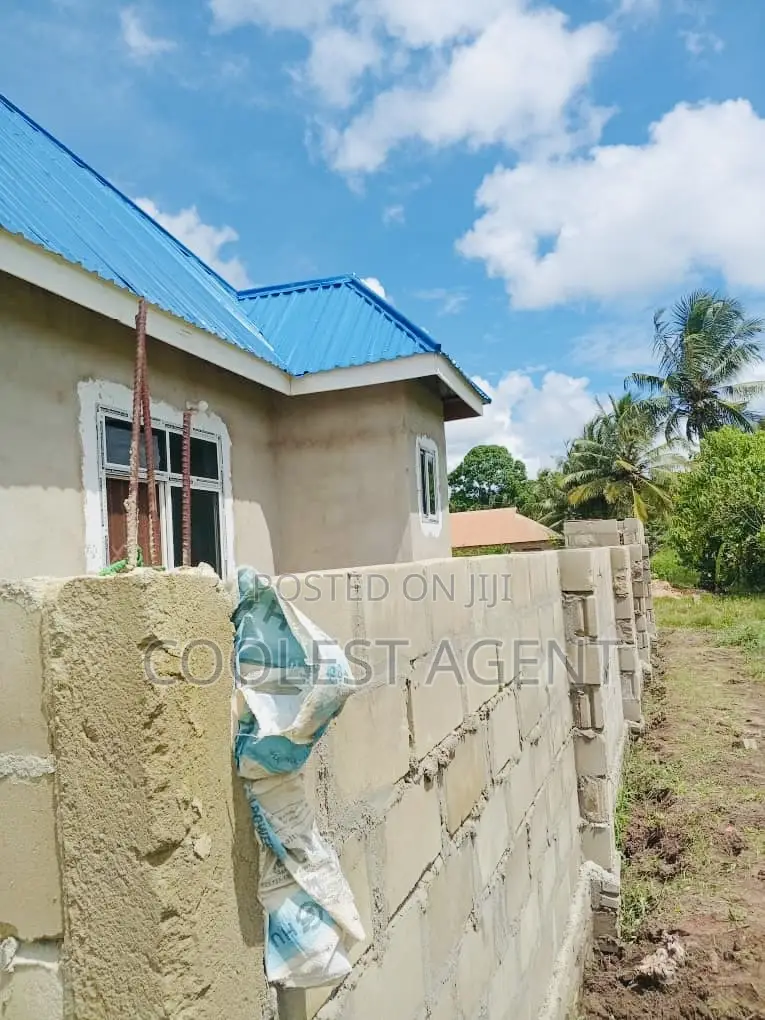 3bdrm House in Coolest Estate, Chanika for sale