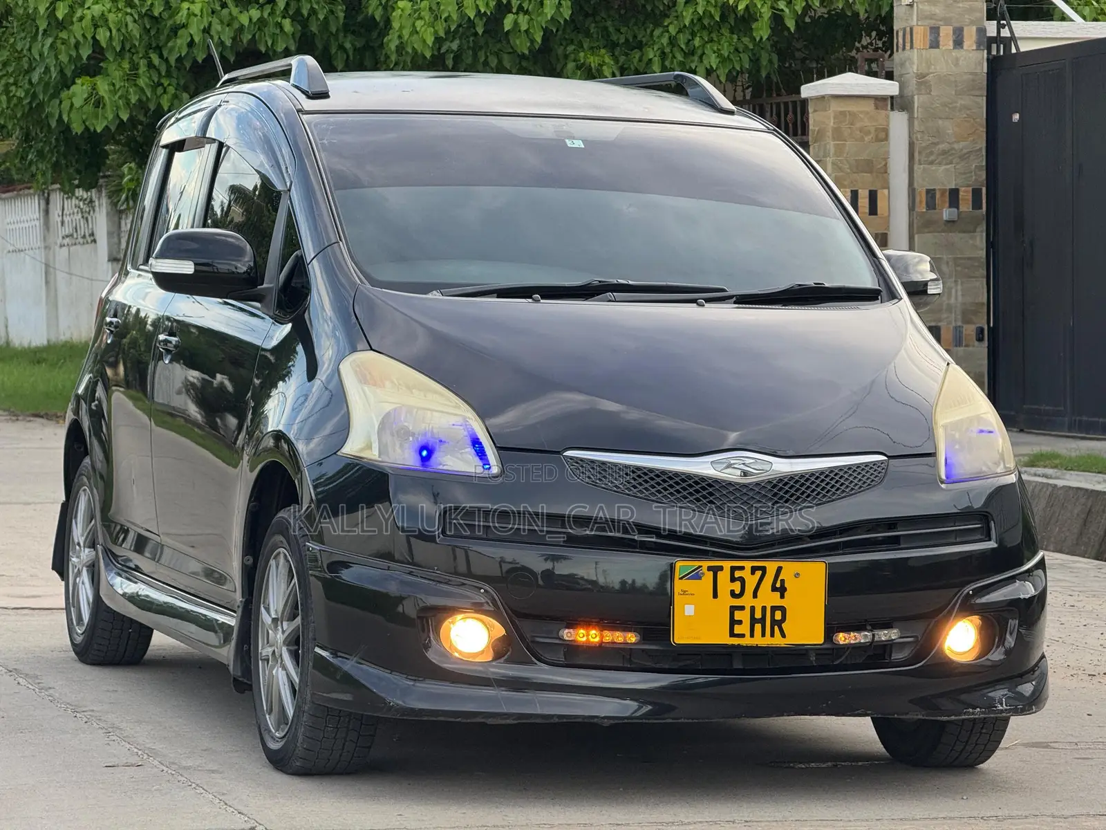 Toyota Ractis 2007 Black