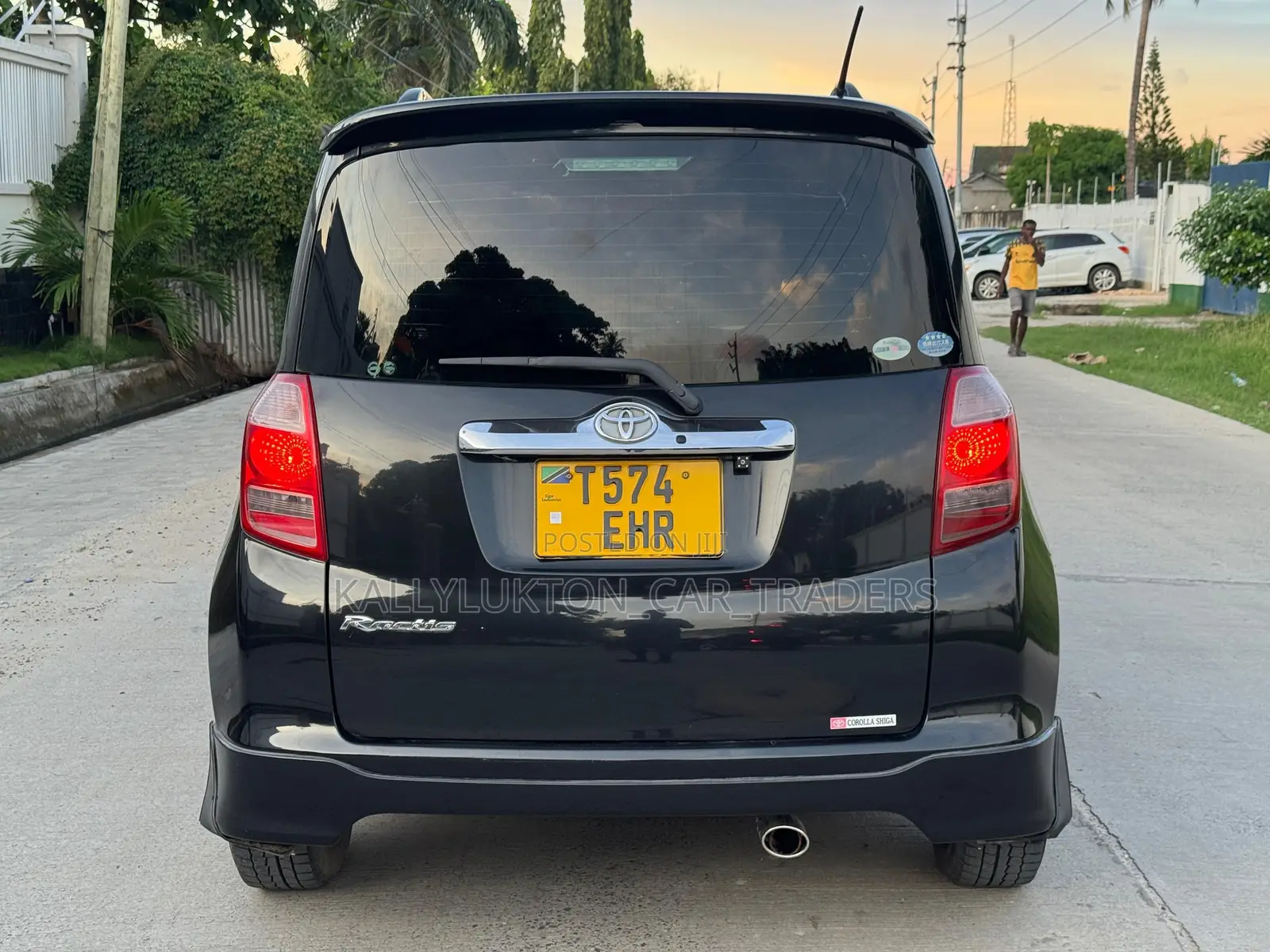 Toyota Ractis 2007 Black