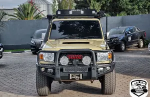 Toyota Land Cruiser 4.5 V8 TD 2019 Beige