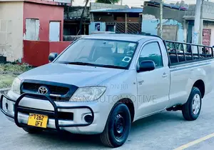 Toyota Hilux 2.5 D-4D 4X4 SRX 2009 Silver