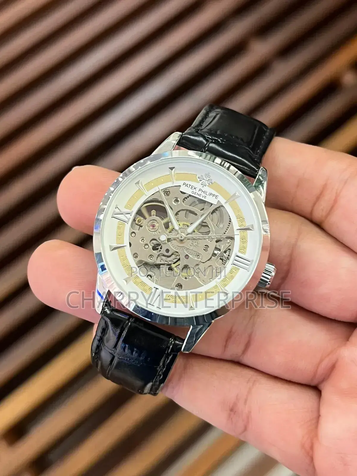 Patek Phillippe Automatic Haipauki Wala Kuingia Maji