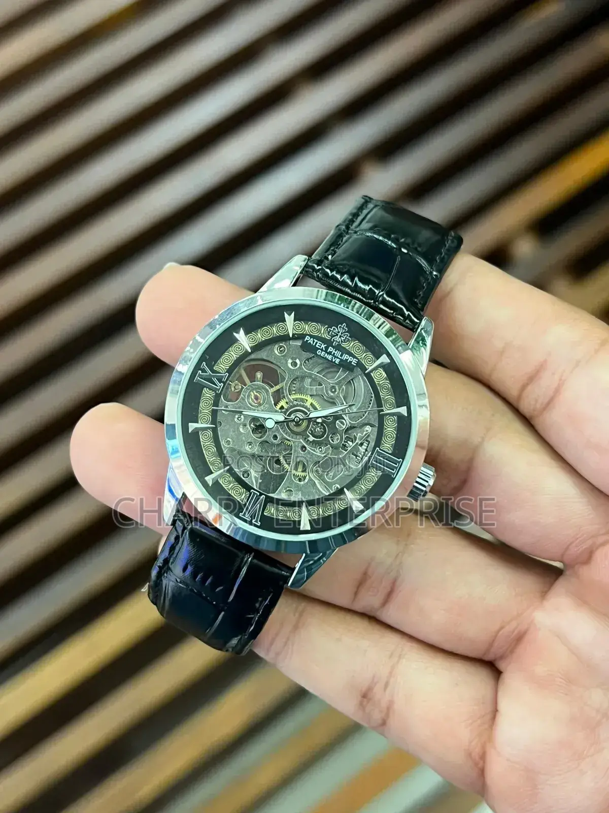 Patek Phillippe Automatic Haipauki Wala Kuingia Maji