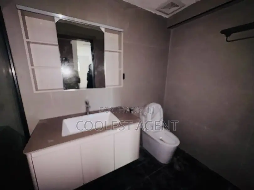 Furnished 1bdrm Duplex in Coolest Estate, Oyster Bay for rent
