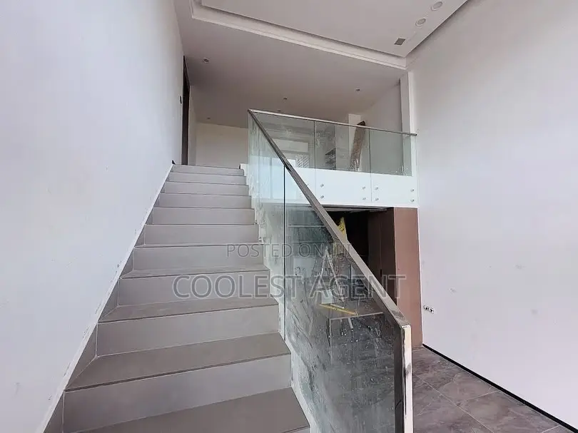 Furnished 1bdrm Duplex in Coolest Estate, Oyster Bay for rent