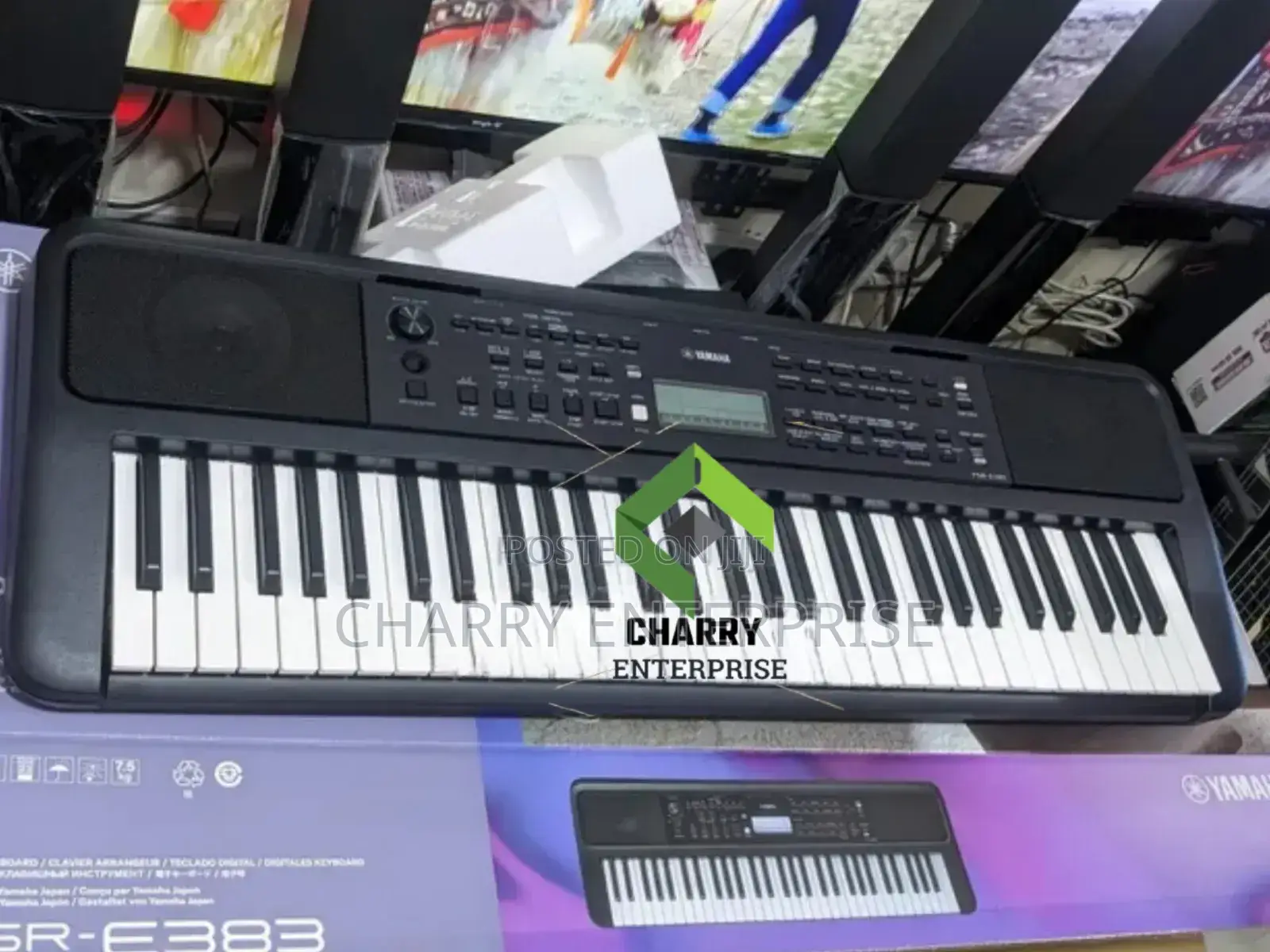 Yamaha Keyboard PSR-E383 61 Velocity-Sensitive Keys