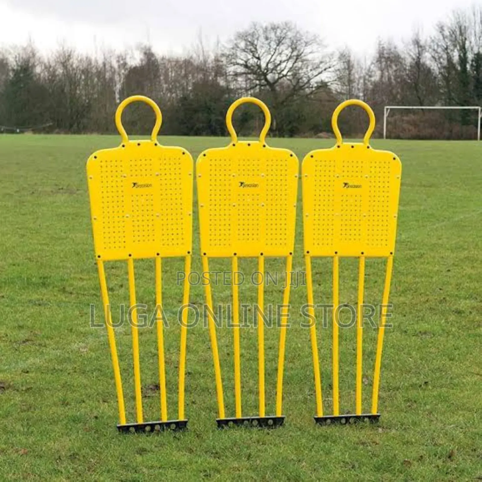 Free Kick Mannequins