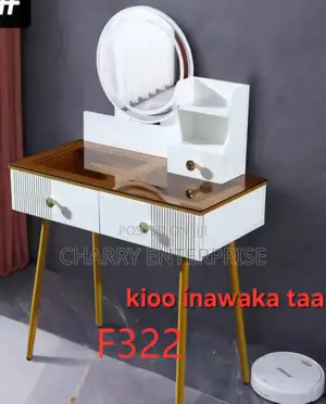 Elegant and Classic Dressing Table and Mirror With Light