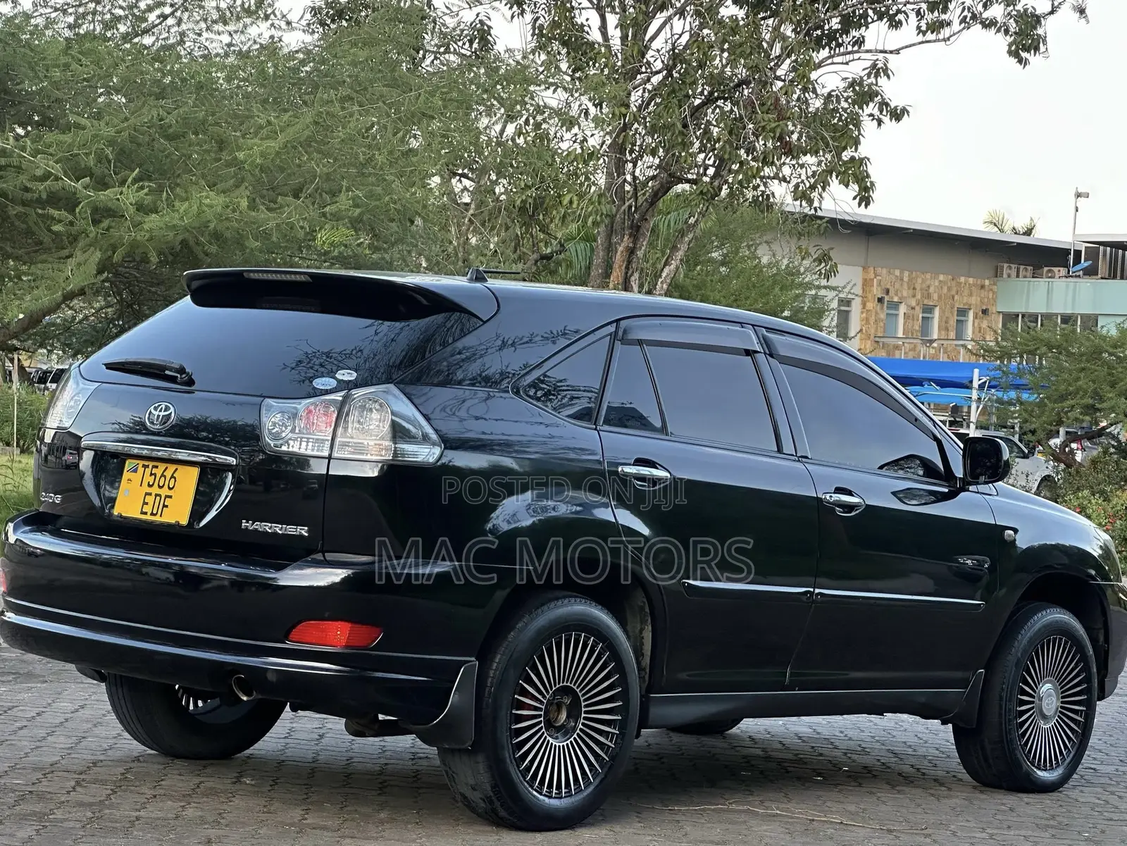 Toyota Harrier 2.4 2007 Black