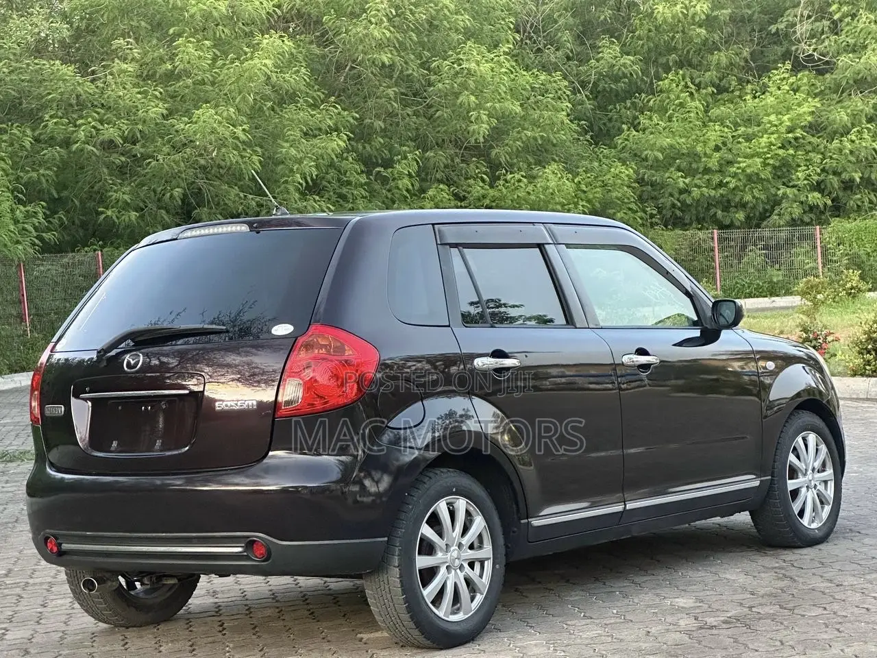 Mazda Verisa 2007 Black