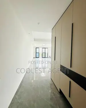4bdrm Penthouse in Coolest Estate, Masaki for rent