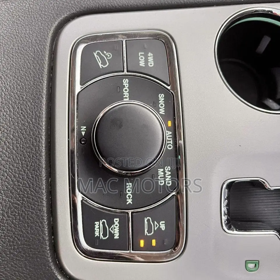 Jeep Cherokee 2012 White