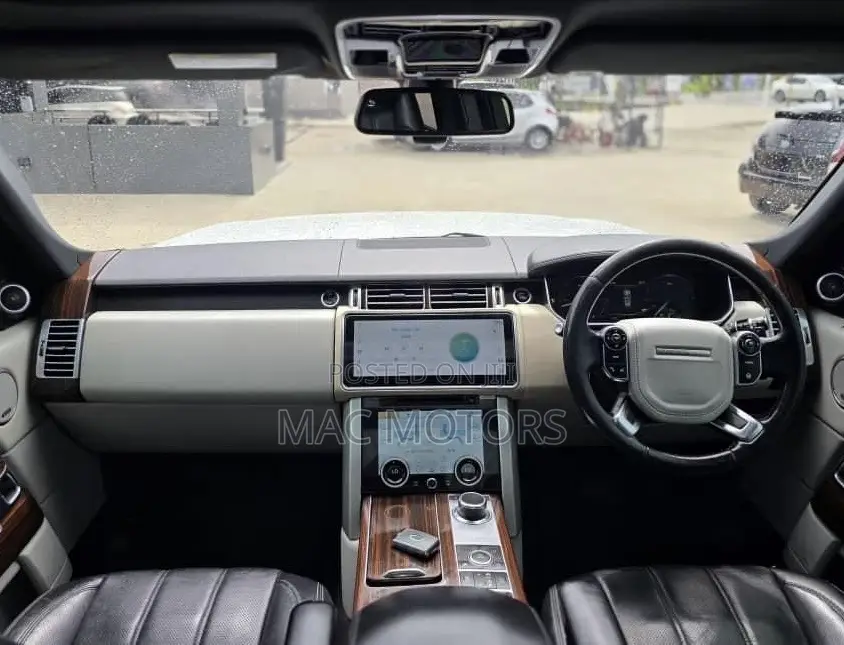 Land Rover Range Rover Vogue 2015 White
